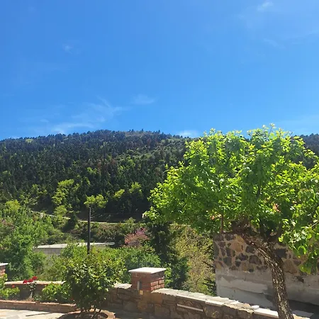 Traditional House In Kampia * Kambia (Euboea)